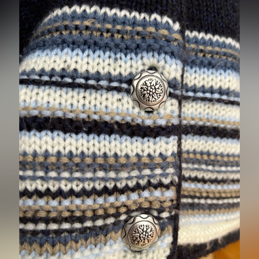 Vintage 90s Cottage Cove Blue Striped Chunky Knit Cozy Cardigan Sweater - Picture 4 of 12